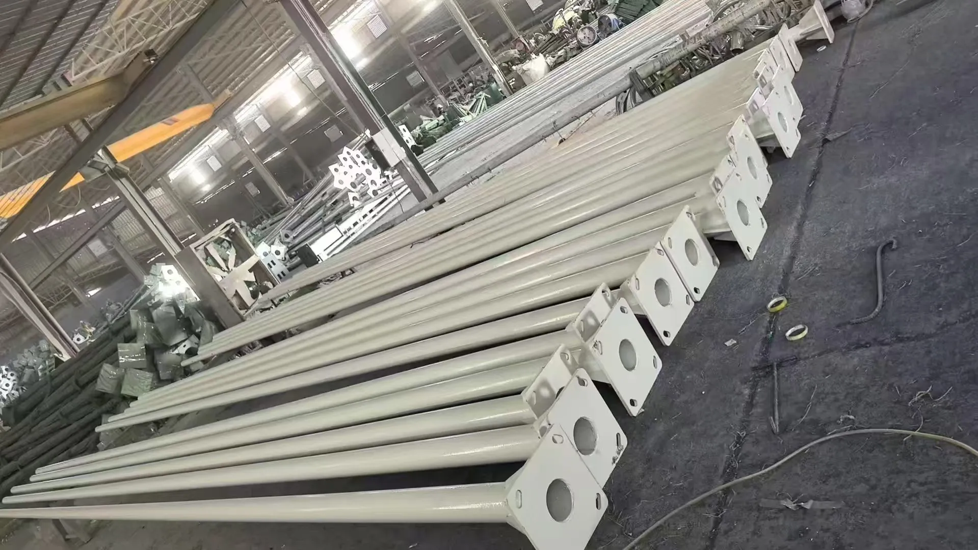 info-1919-1080 Street Light Pole Made by Yahualighting.webp